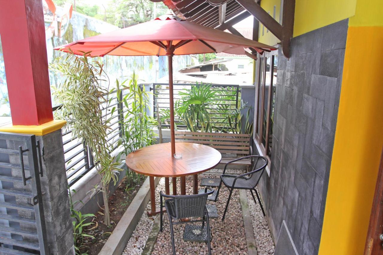 Koolkost Syariah Near Malioboro Area Vandrarhem Yogyakarta Exteriör bild