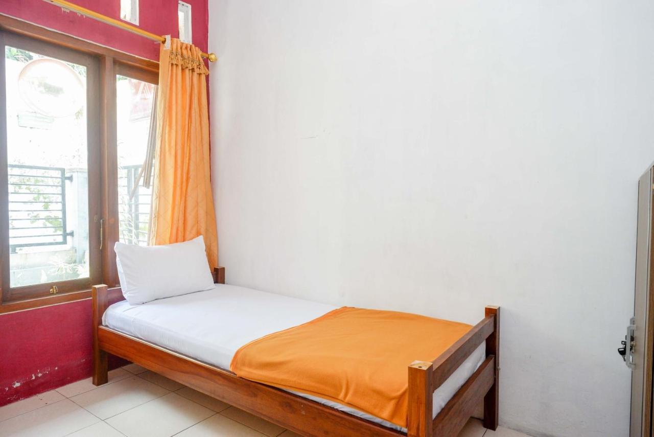 Koolkost Syariah Near Malioboro Area Vandrarhem Yogyakarta Exteriör bild