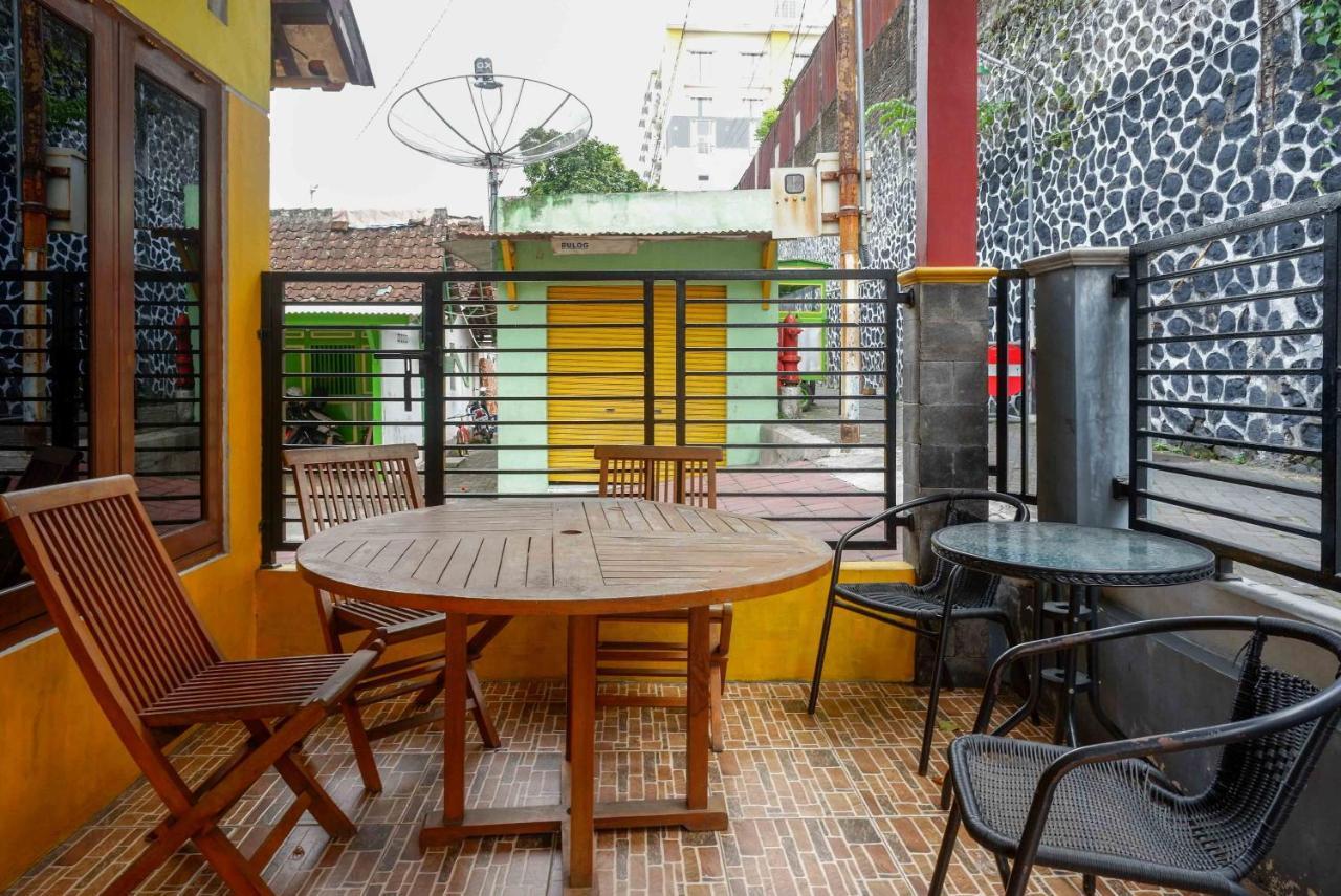 Koolkost Syariah Near Malioboro Area Vandrarhem Yogyakarta Exteriör bild