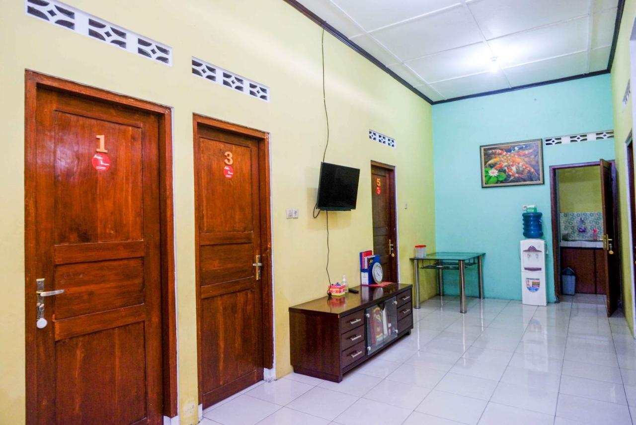 Koolkost Syariah Near Malioboro Area Vandrarhem Yogyakarta Exteriör bild